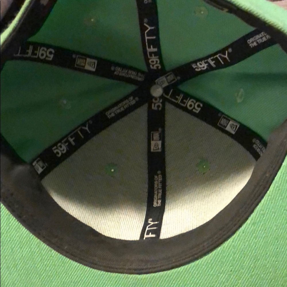 Hat - Picture 7 of 7